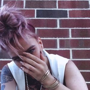 Meet your Posher, Caroline