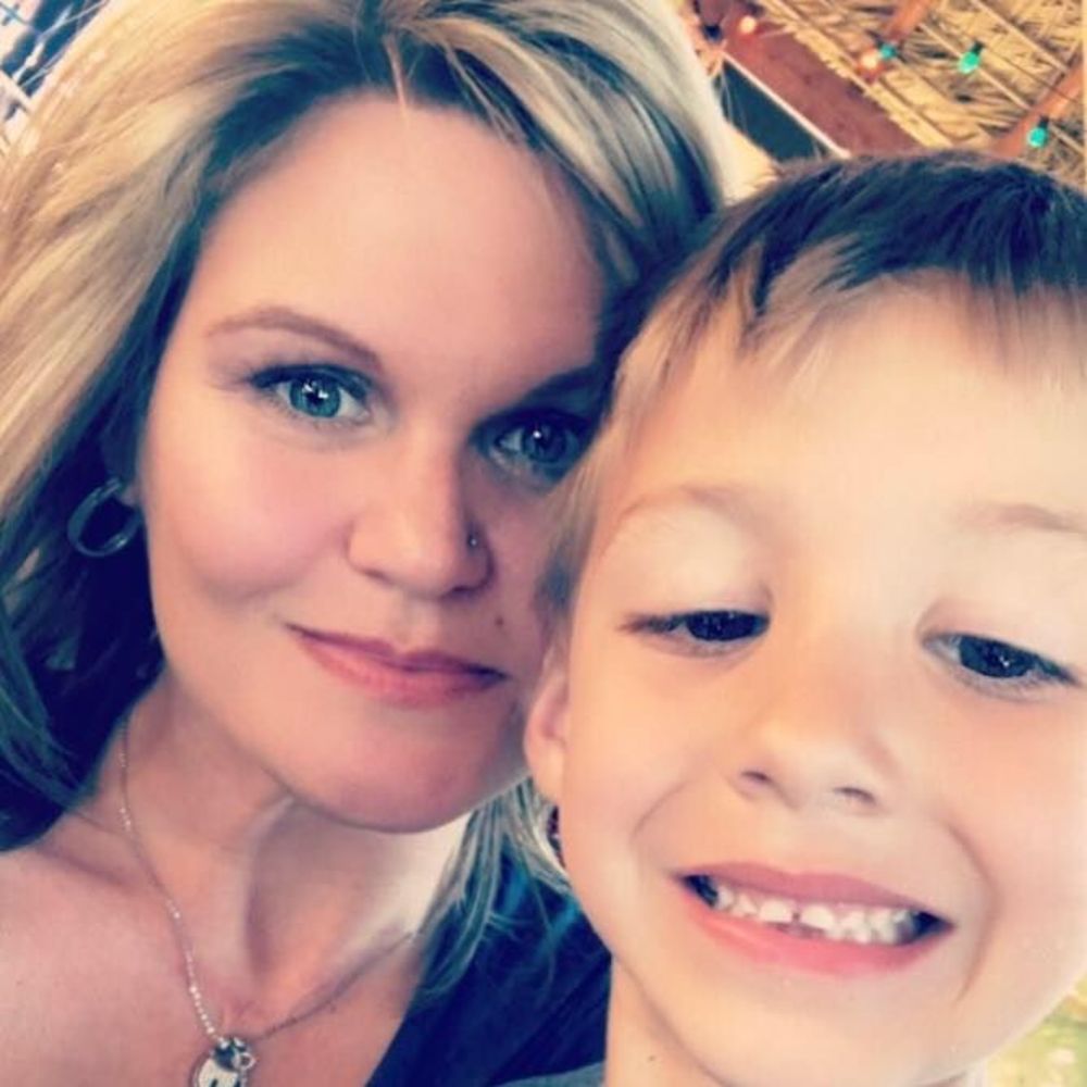 Meet your Posher, Mija