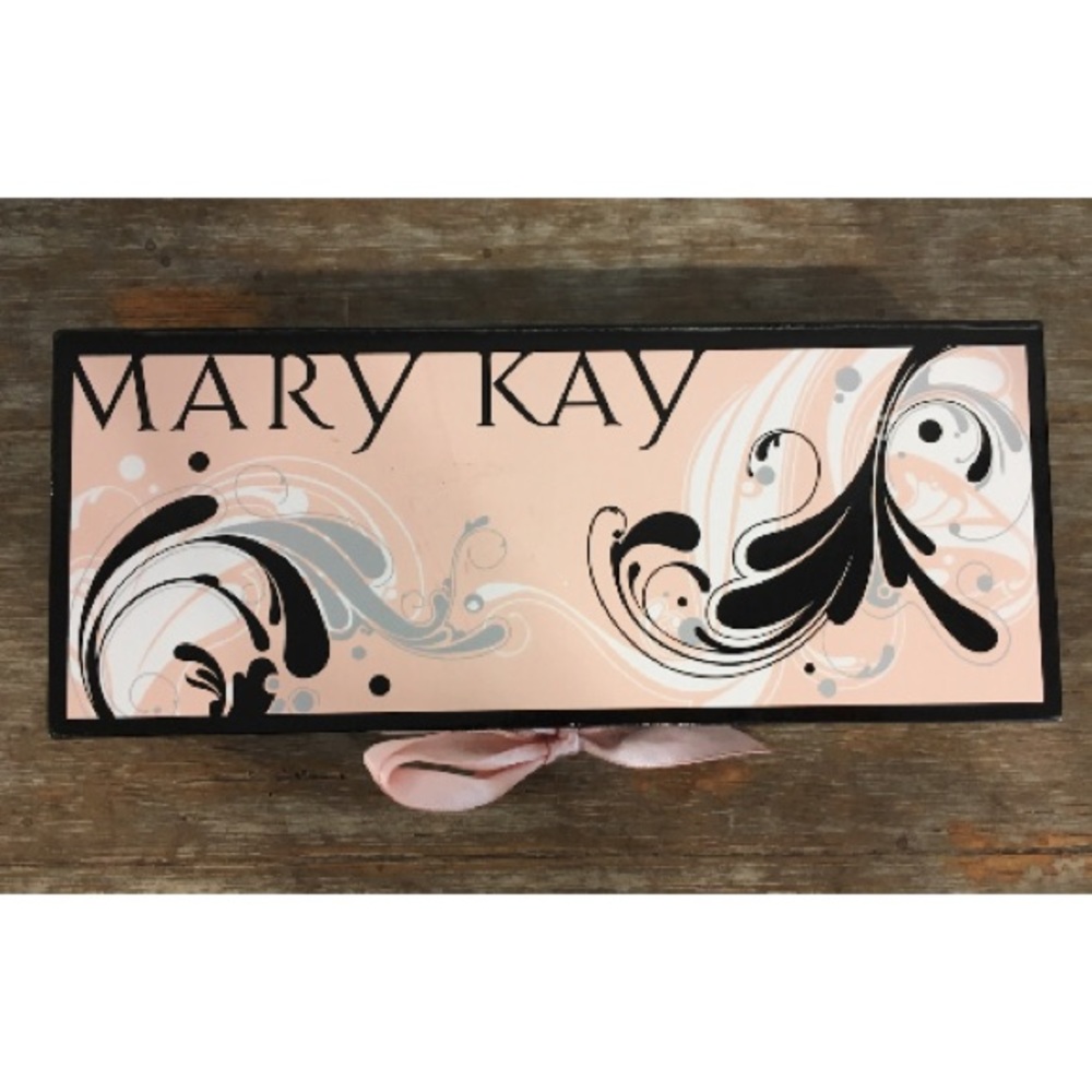 Mary Kay Deluxe Perfumes (6)