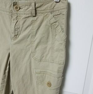Women's Dockers army green pants