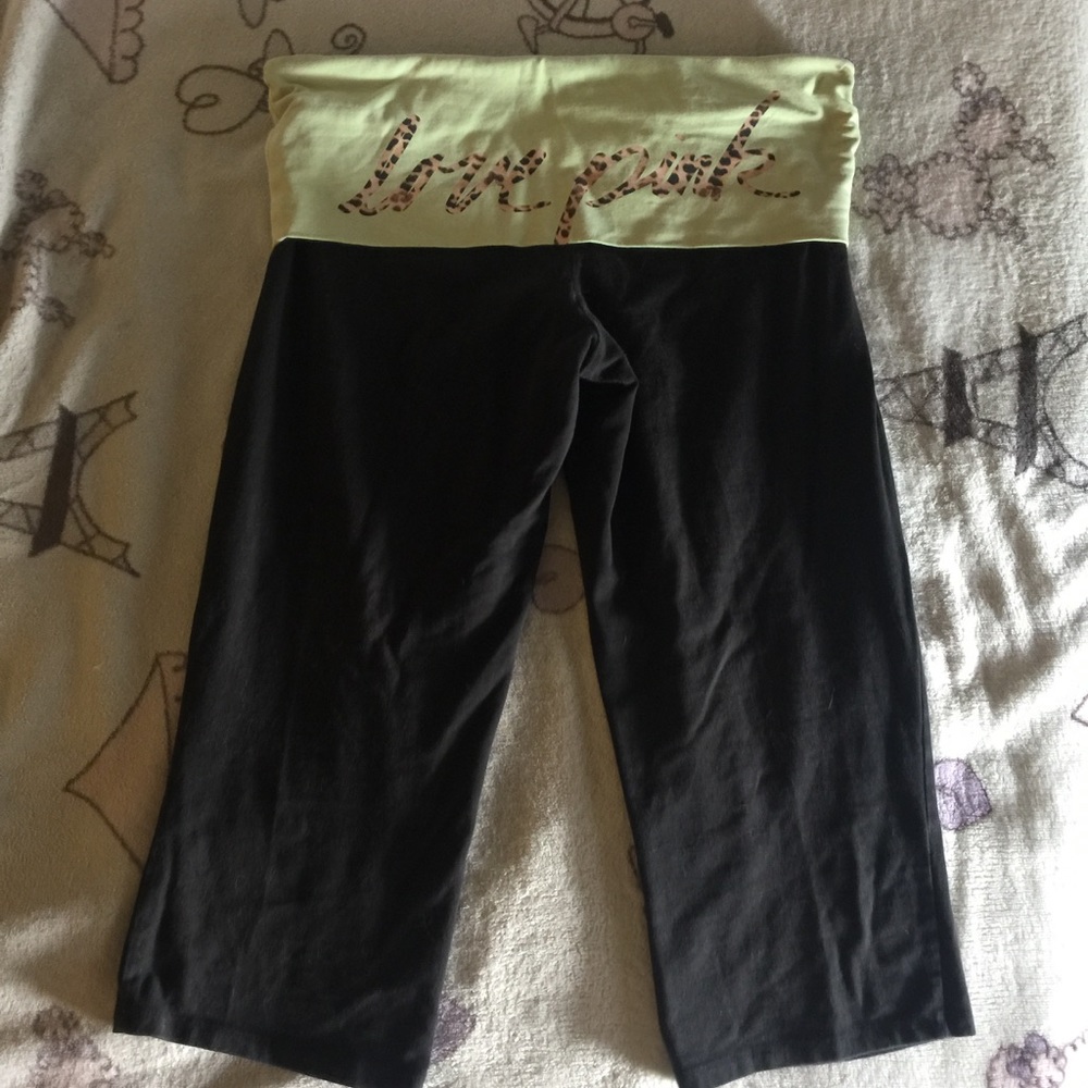 Victoria's Secret PINK Cropped Yoga Pants