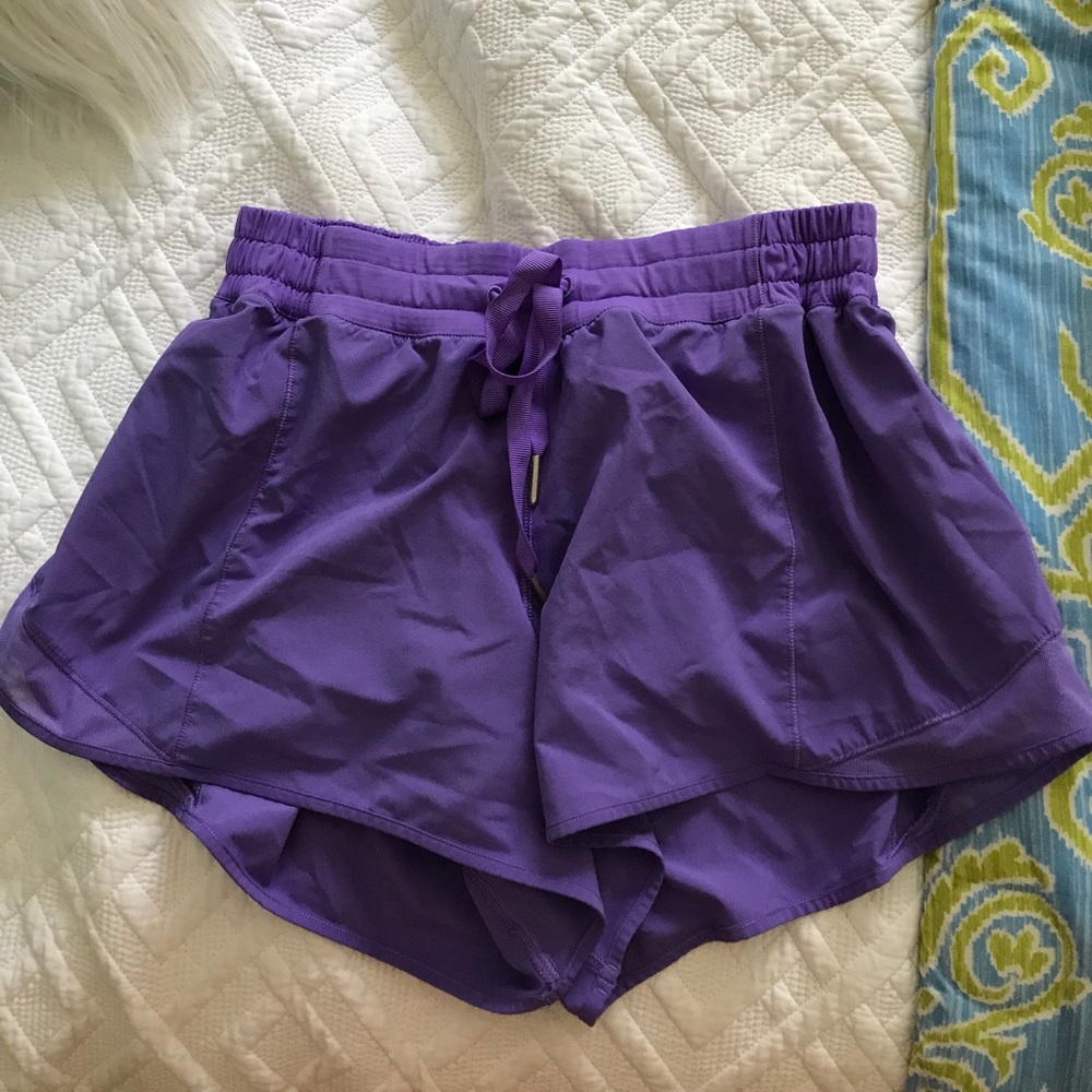 Lulu lemon running shorts