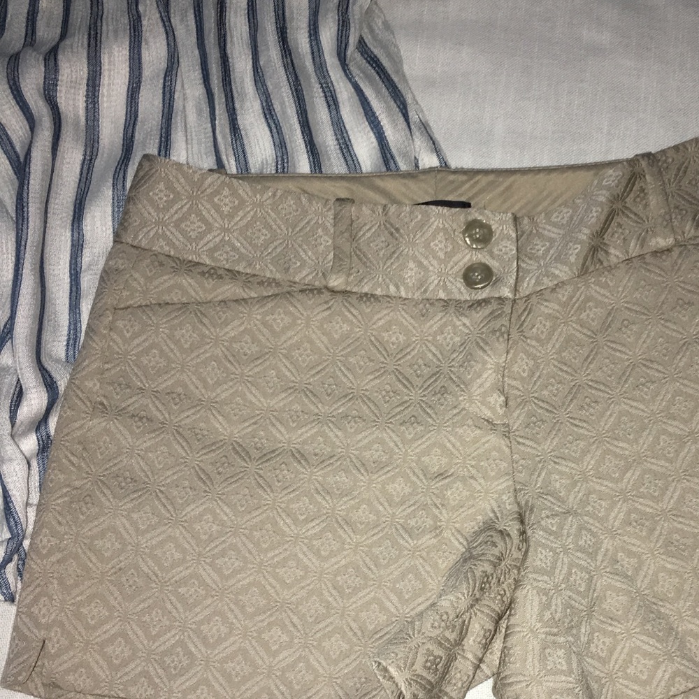 The Limited tan print shorts