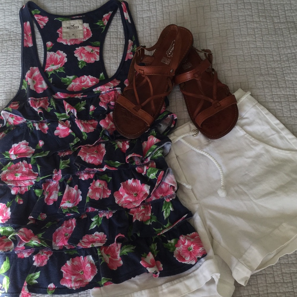 Just in🎀Ruffled Floral Tank