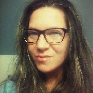 Meet your Posher, Angie