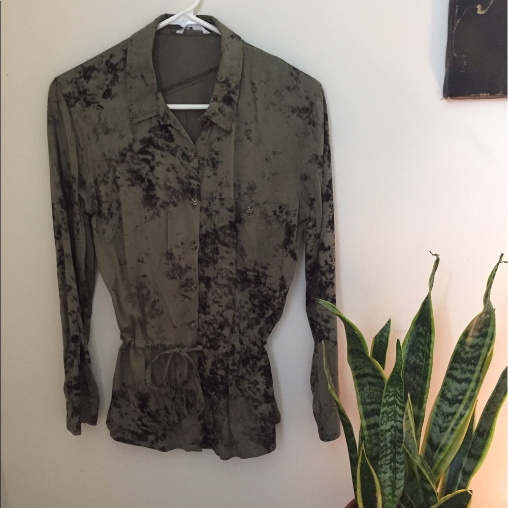 Volcom Button Up - image 1