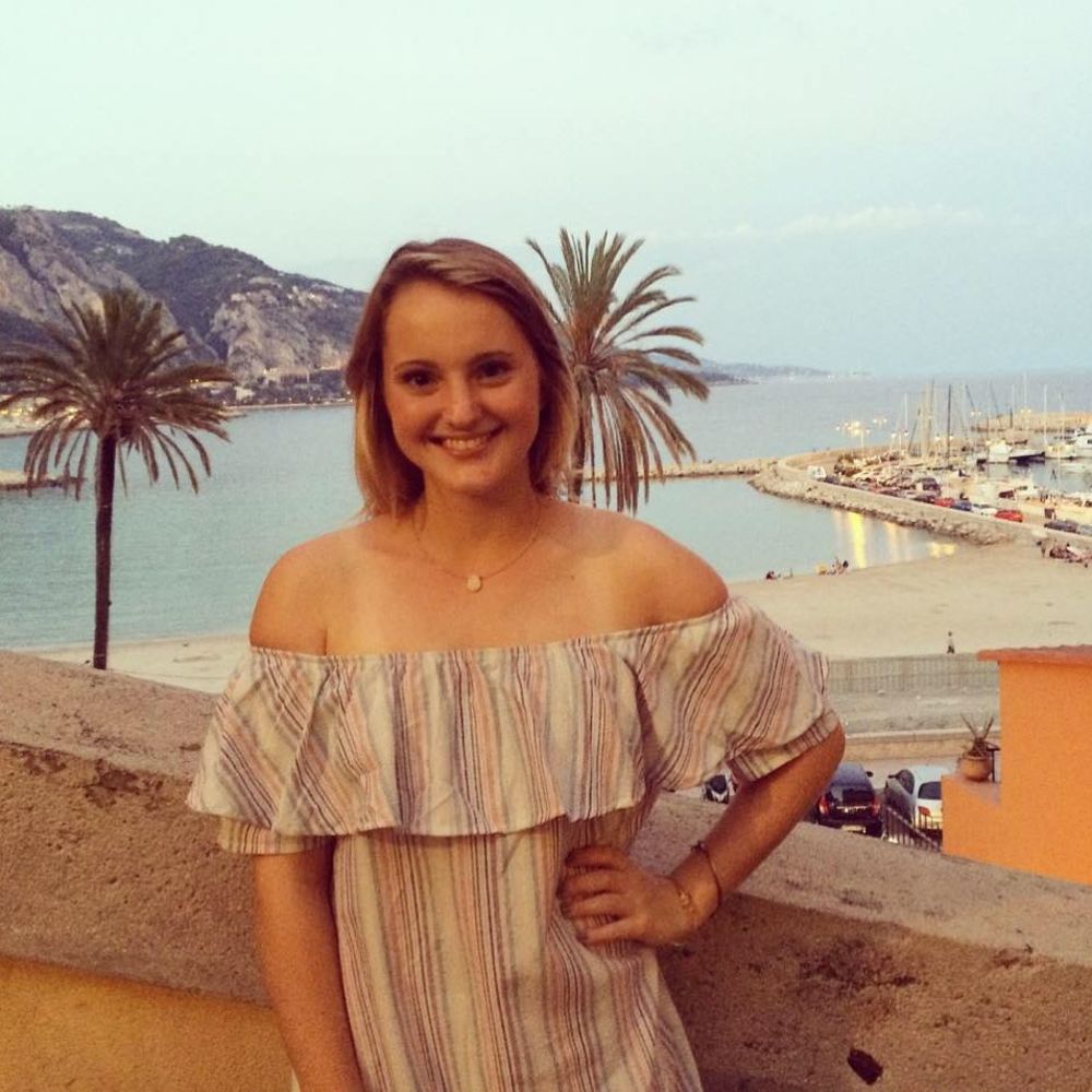 Meet your Posher, Maddie