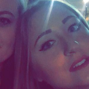 Meet your Posher, Dena