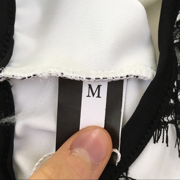 🎉SOLD🎉Doneli Fashion B&W Peplum Mini Lace Dress - Picture 8 of 8