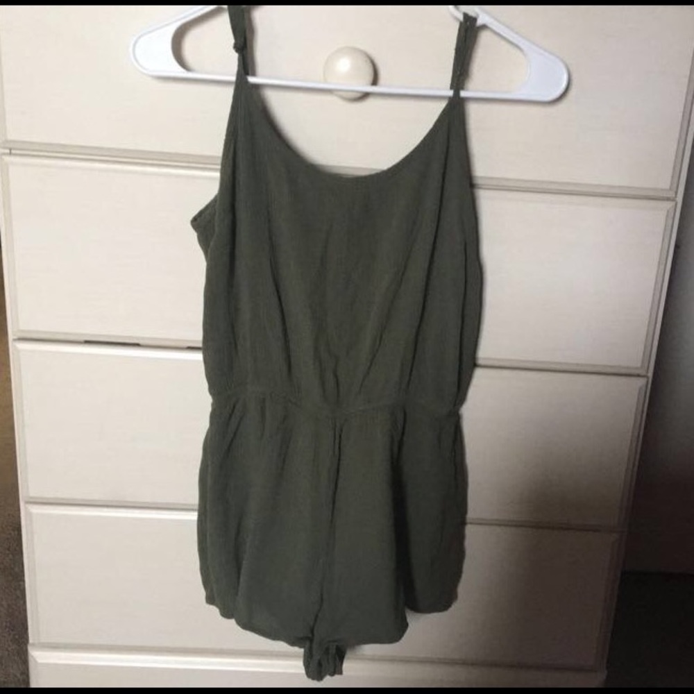 Army green romper