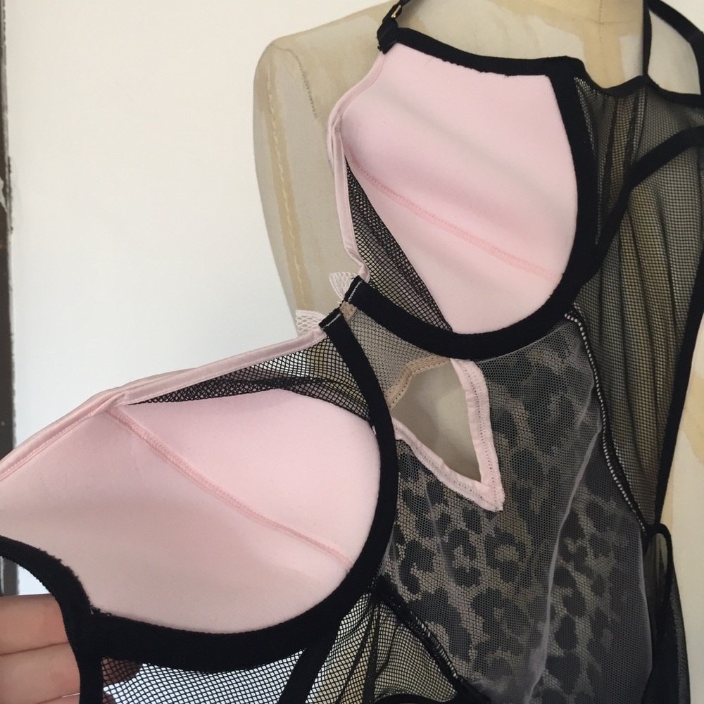 VS Leopard Lace Cut Out Garter Slip! - Picture 6 of 6