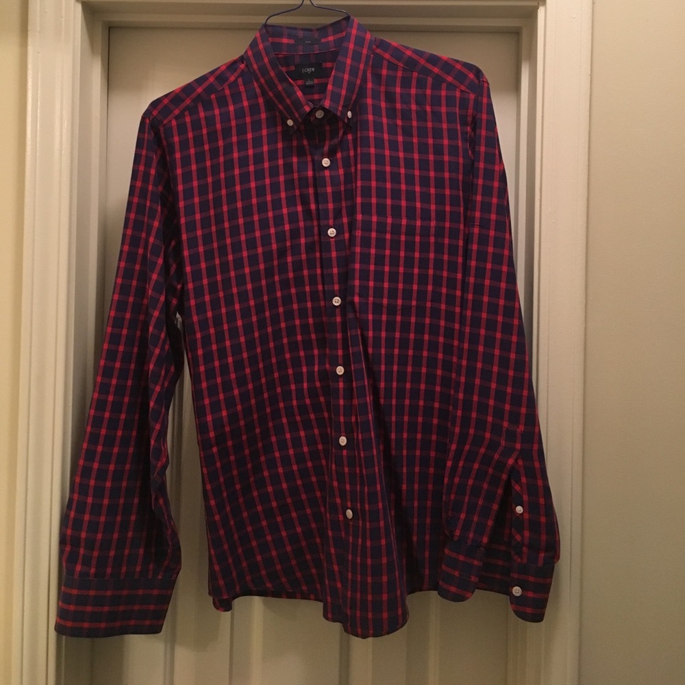 J Crew secret wash long sleeve button down shirt