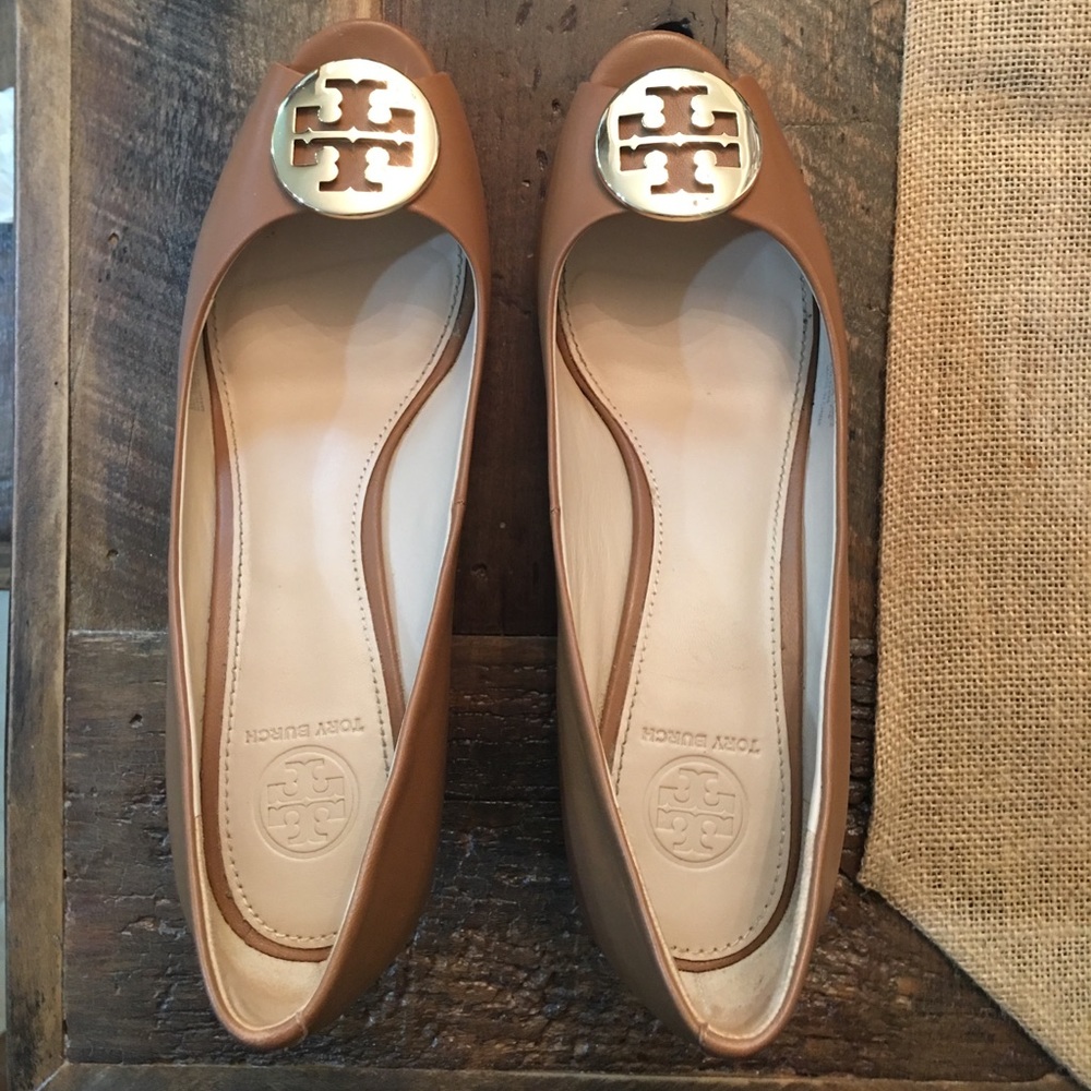 Tory Burch Kara Wedge Royal Tan Size 8