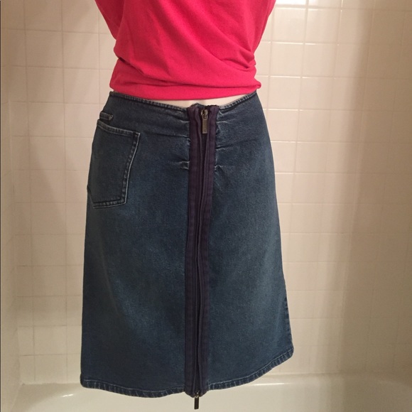A/X  ARMANI EXCHANGE DENIM SKIRT SZ 4 - Picture 2 of 8