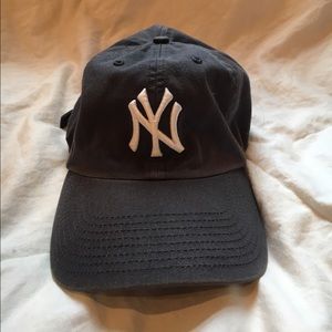 Women's vintage yankee baseball cap