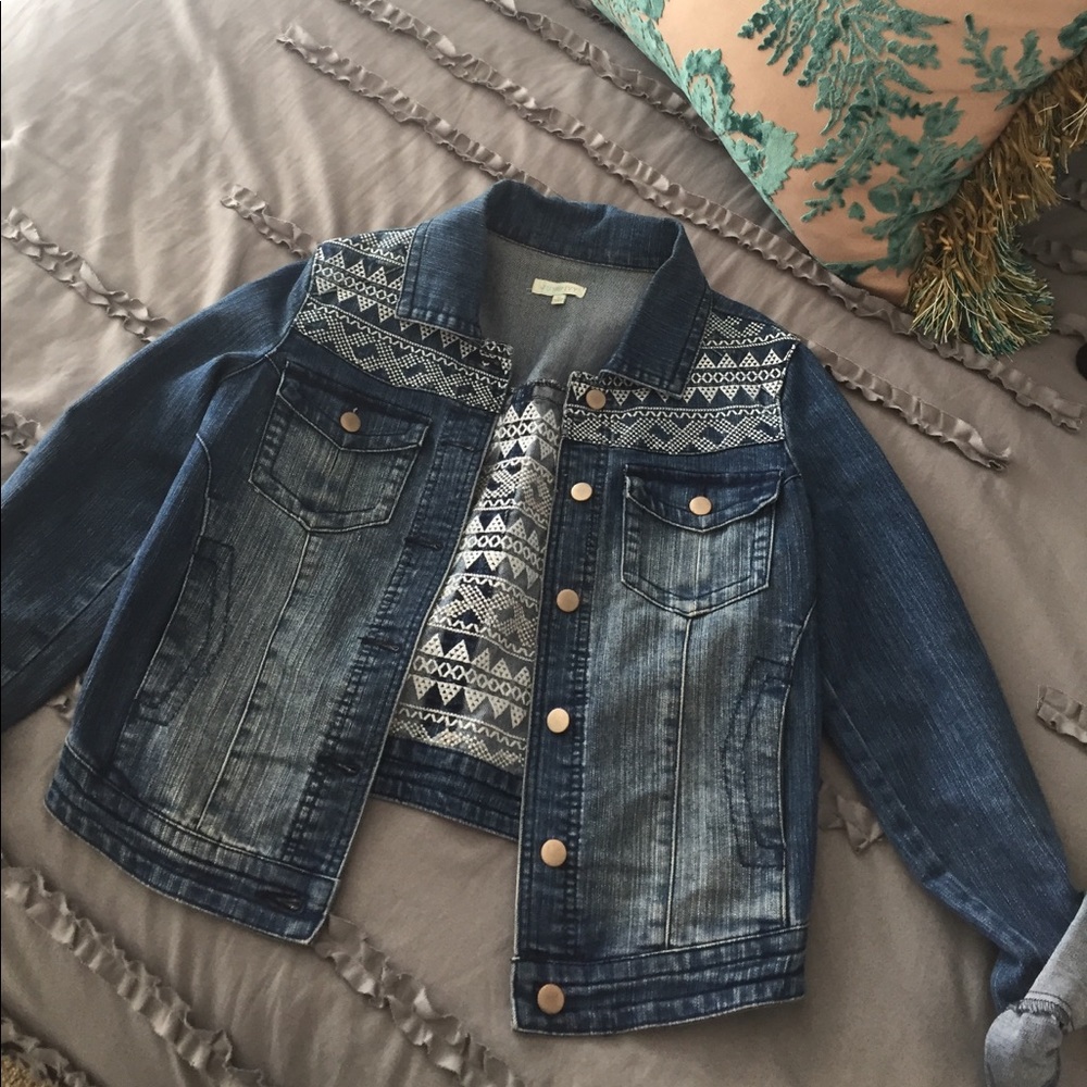 Boutique bought Jean jacket. Boho chic! Detail!!