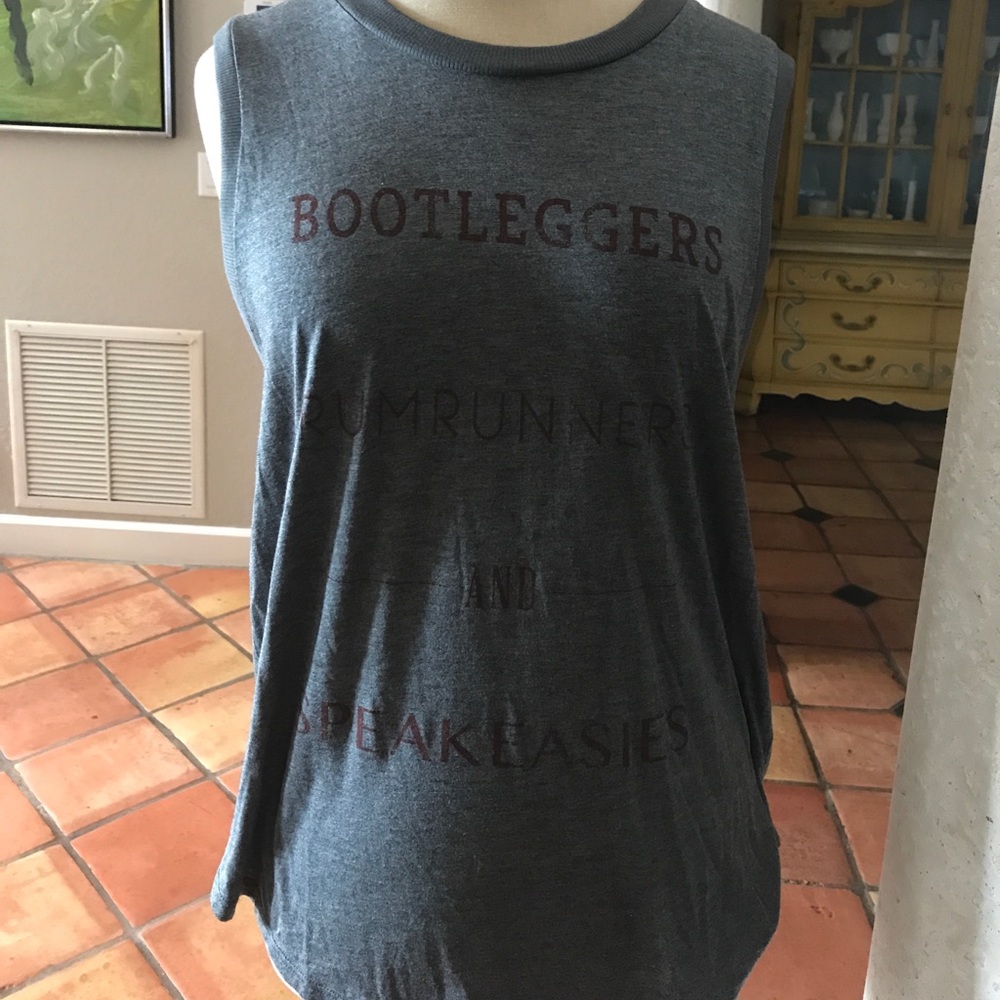 Tank top with lettering