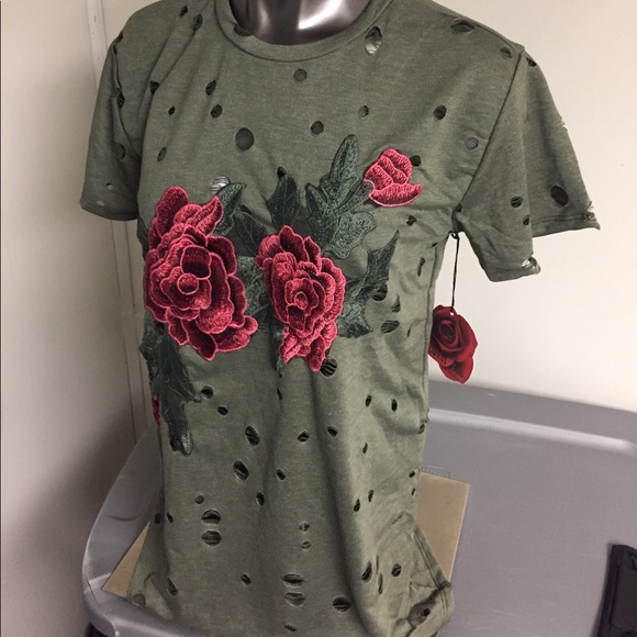 💋New rock Floral tunic with distressed holes - Picture 2 of 3