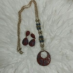 Necklace and earring set