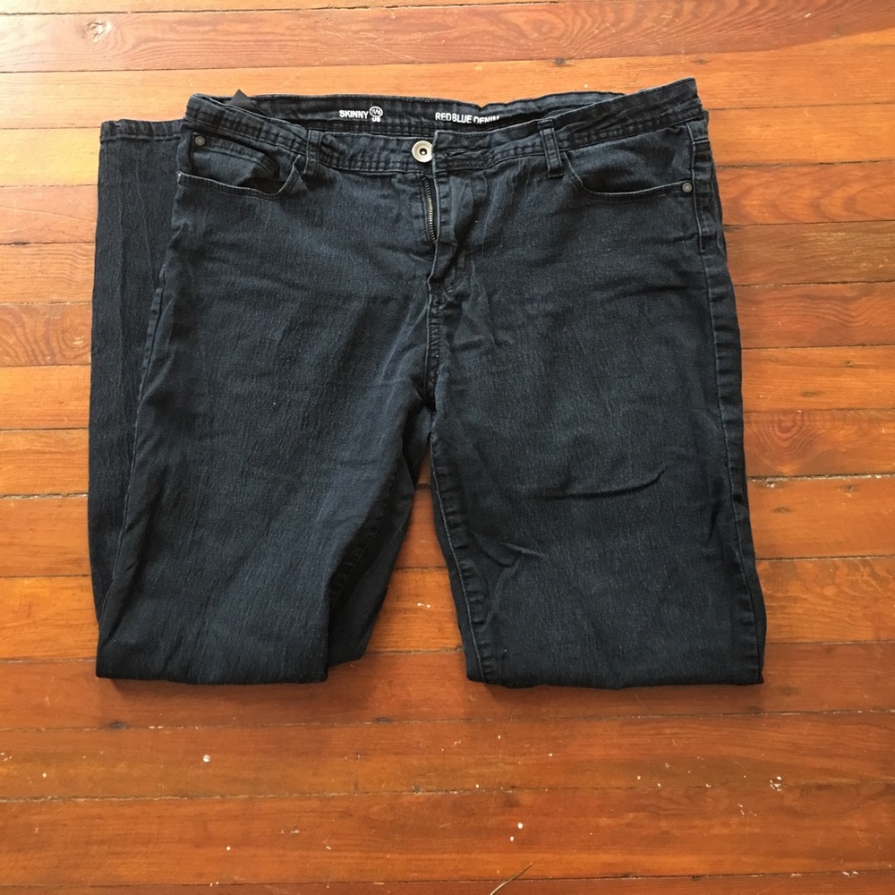 Black skinny jeans