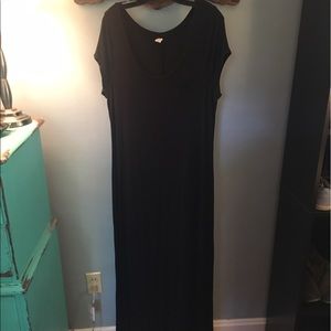 Old Navy black maxi dress
