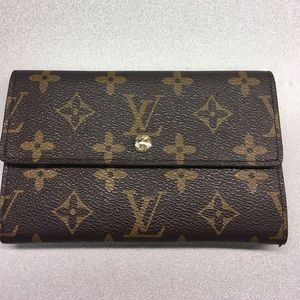 Louis Vuitton hand wallet