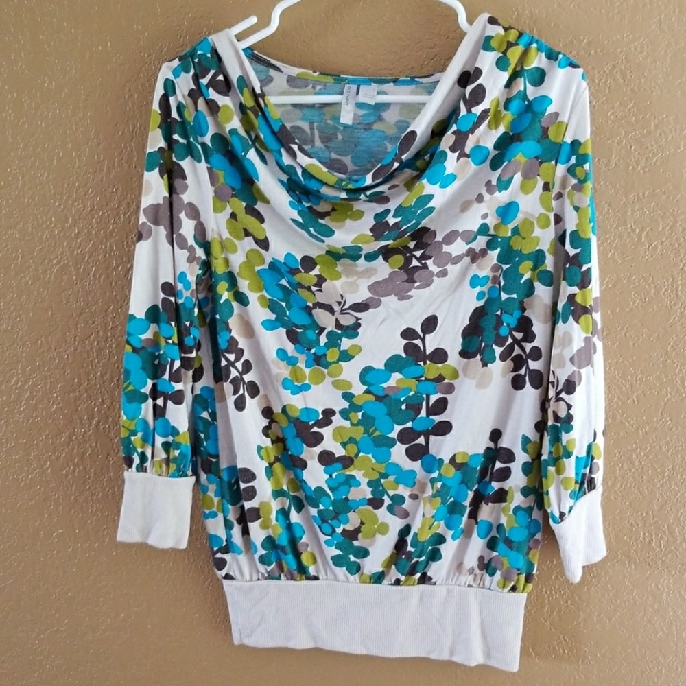 Old navy floral shirt