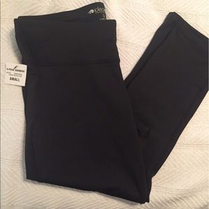 Black sz S ideology workout capri length leggings