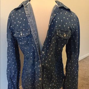 ⚡️$5 sale⚡️or 5/$8! Women's long sleeve jean shirt