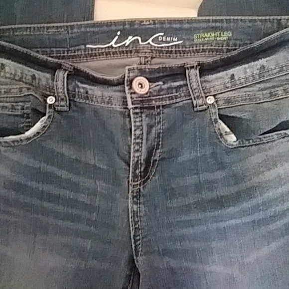 Jeans - Picture 4 of 4