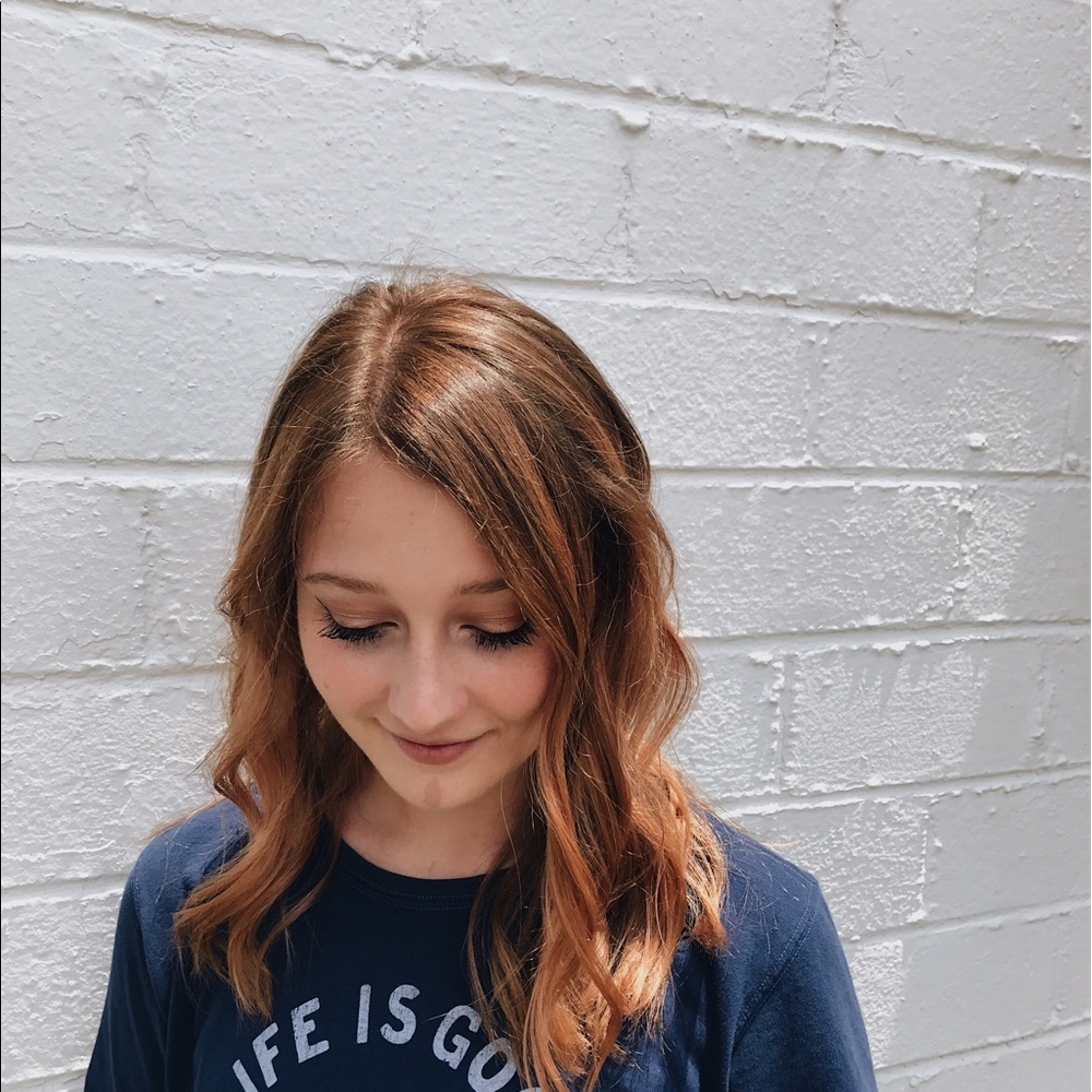 Meet your Posher, Lauren