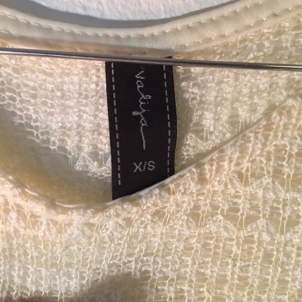 Cream Thread Top - Picture 3 of 4