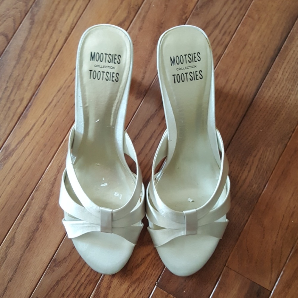 Mootsies Tootsies dressy shoes