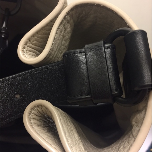 HOST PICK: Dagne Dover leather Ava bucket bag. - Picture 3 of 3