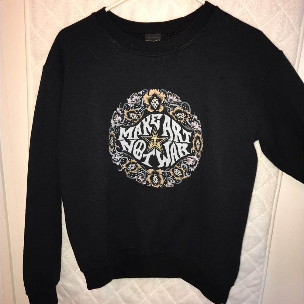 Black Obey crew neck