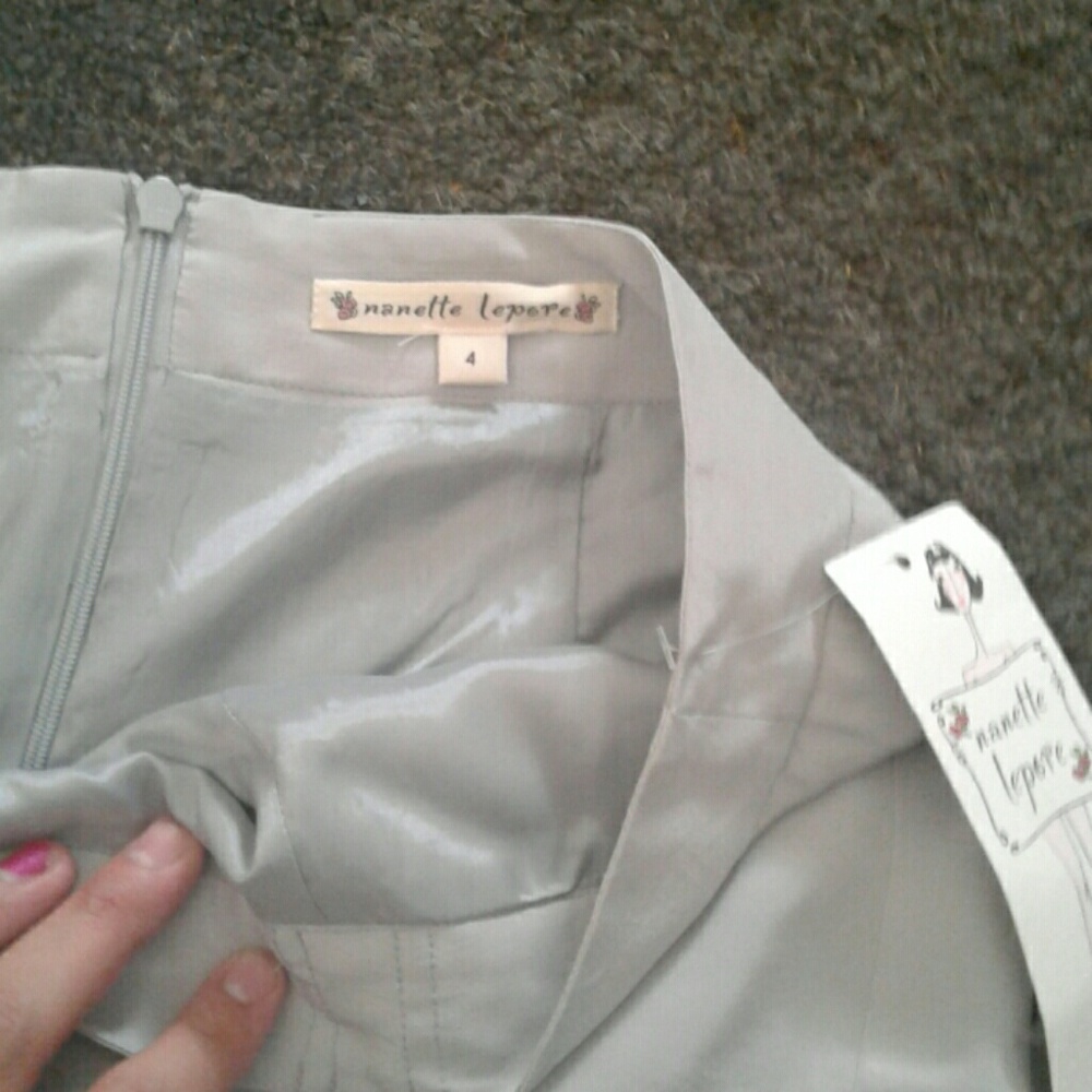 Nanette lepore beautiful silk skirt - Picture 2 of 2