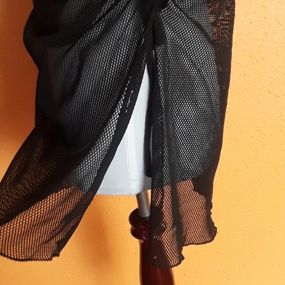 Bongo Beach  Cover Up - Picture 4 of 7