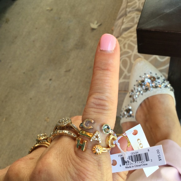 π Coach Ring Set π - Picture 3 of 5