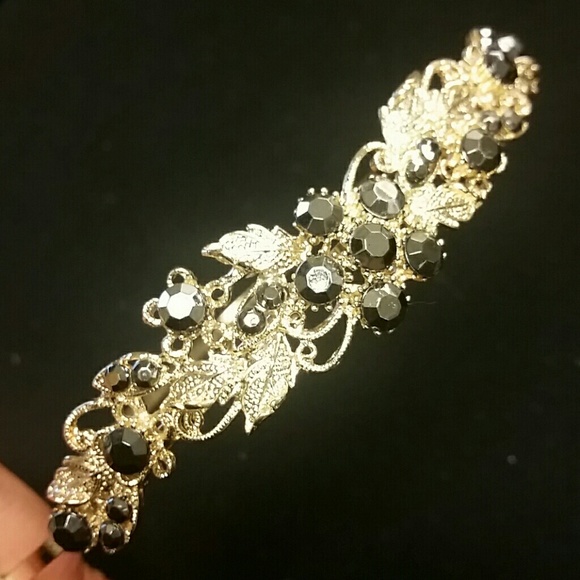 Metal Headband with Textured Floral, Leaf Motif main image 4