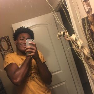 Meet your Posher, Cj