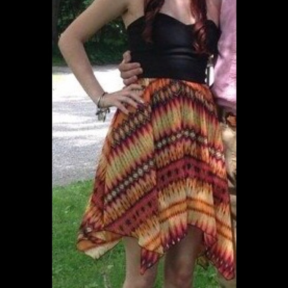 Party Dress - Picture 5 of 5