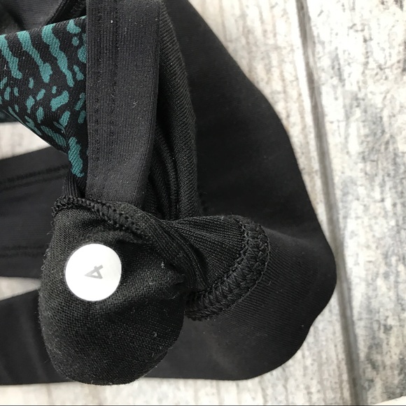Lululemon green black sports bra - Picture 4 of 4
