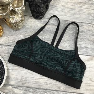 Lululemon green black sports bra