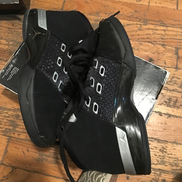 Air Jordan 17 - Picture 2 of 5
