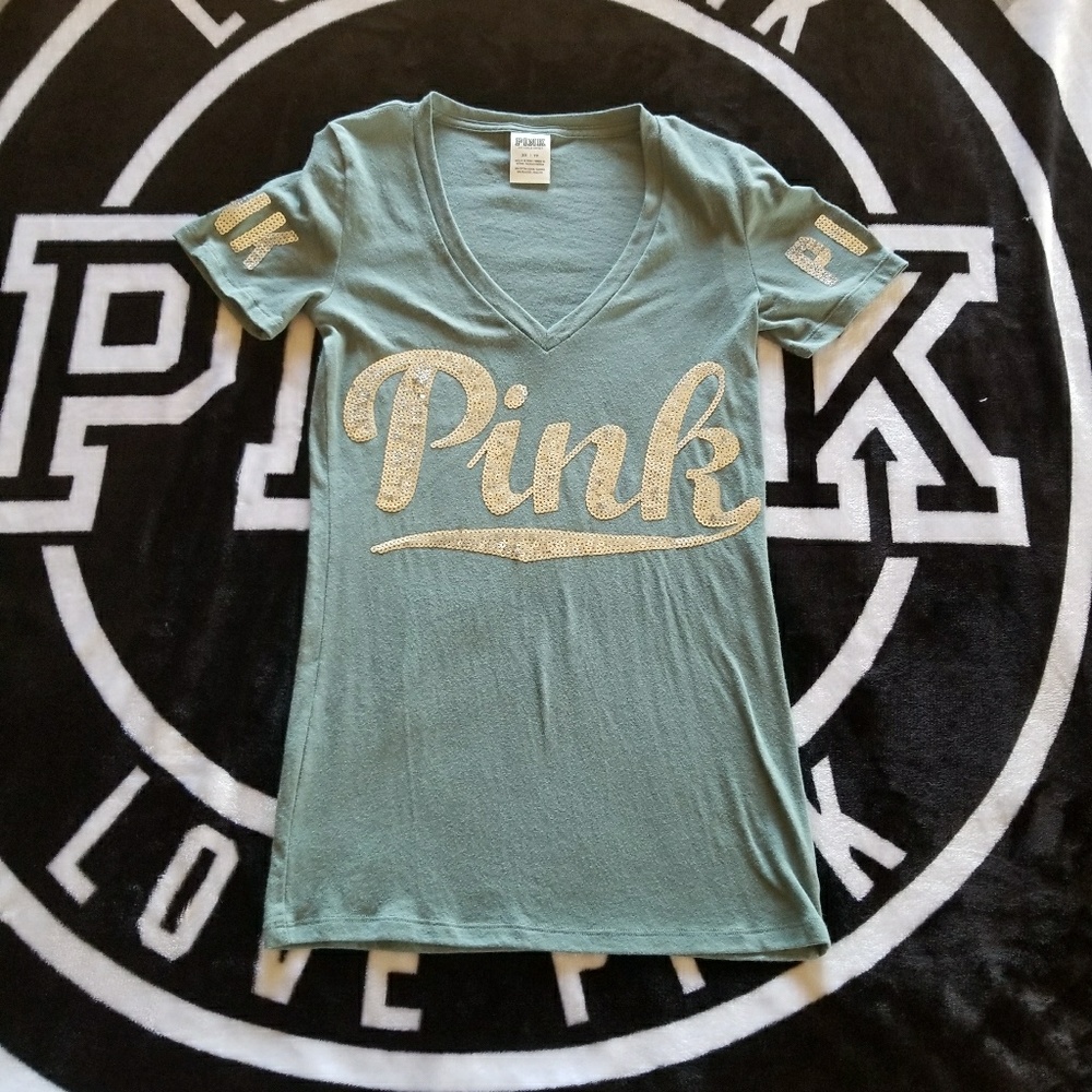 ❌❌SOLD❌❌PINK bling tee