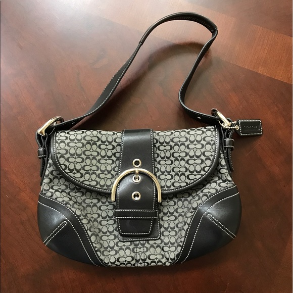 Coach Handbags - Authentic Coach signature handbag