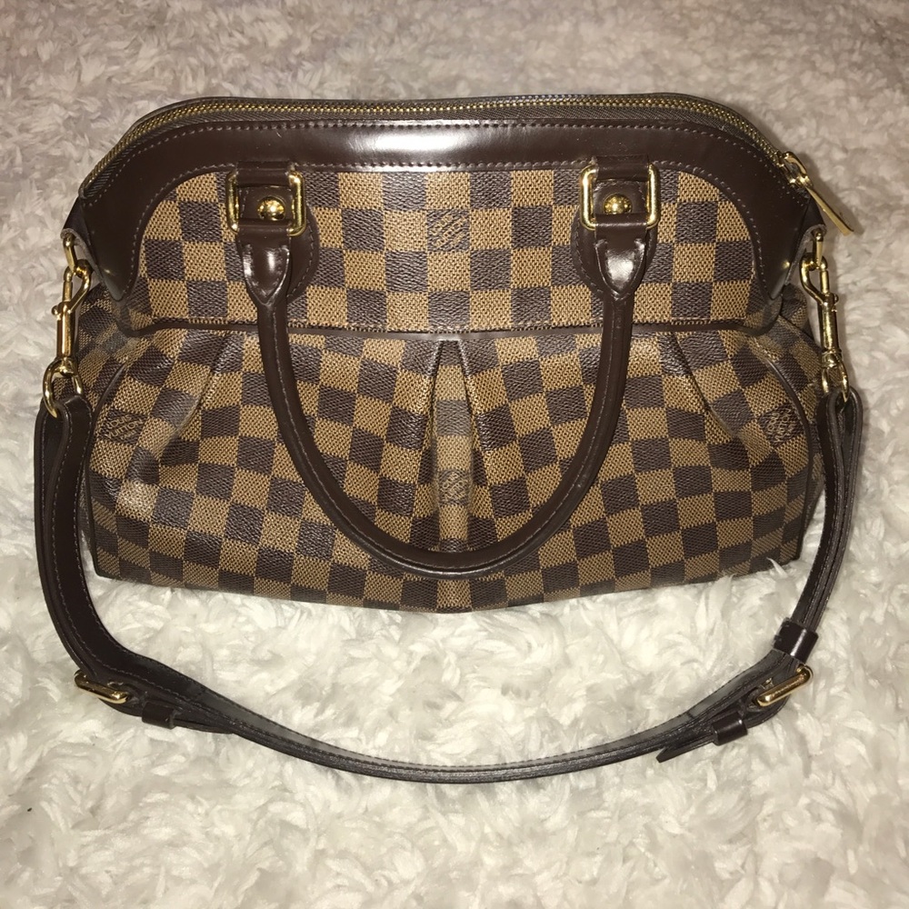 Louis Vuitton Damier Ebene Trevi PM