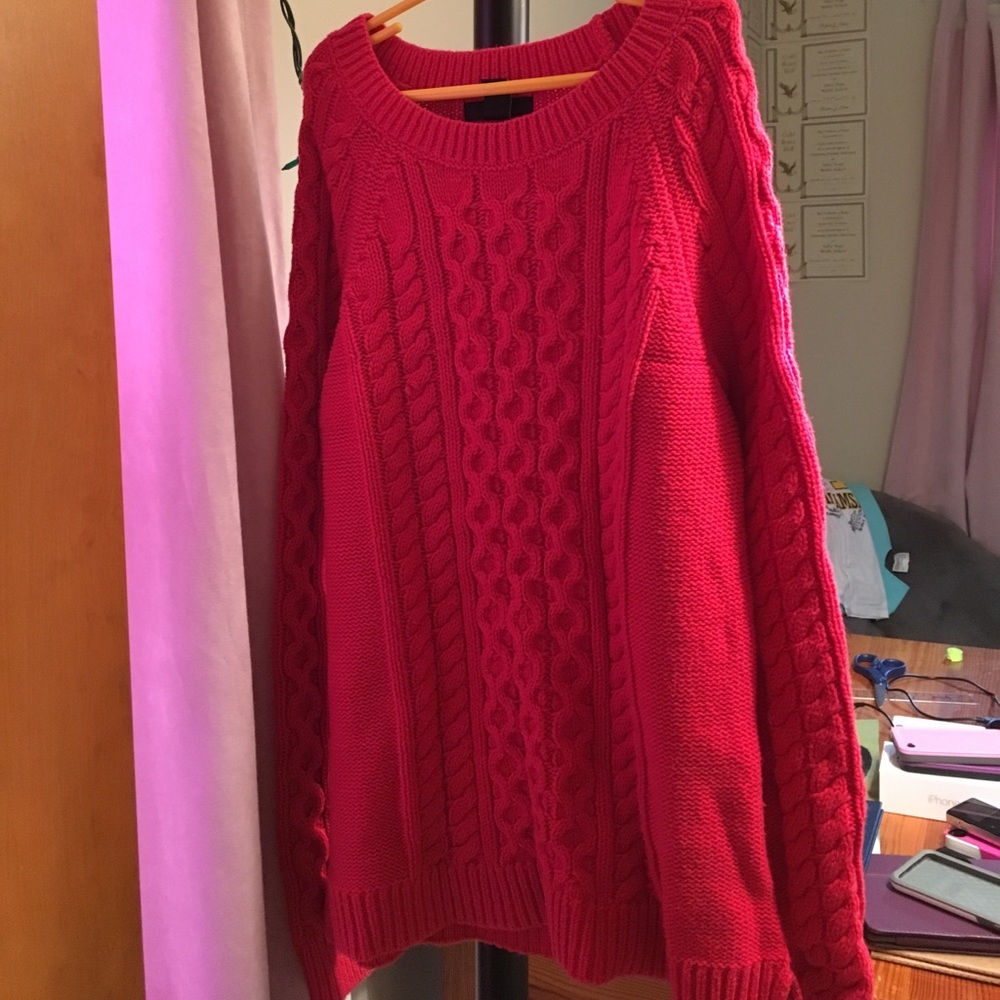 Gap red sweater