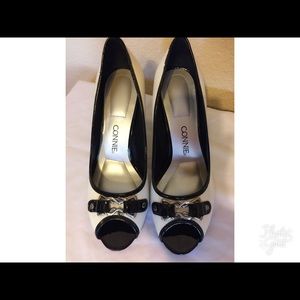 Connie Lydia Style Pump white with black trim