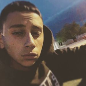 Meet your Posher, Isai